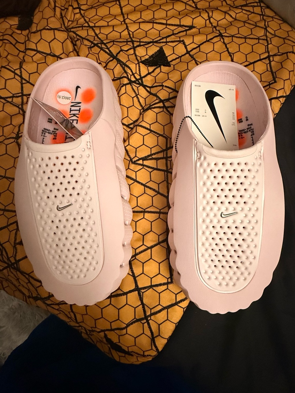 Nike Mind 001 Slip-On Perforated Clogs